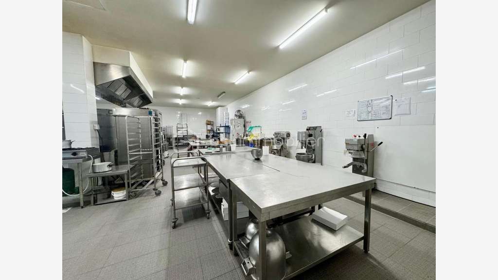 Vente FDC Traiteur pâtisserie à Bonnueil-sur-Marne