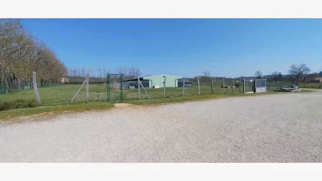 Vente FDC pension canine à 40 min de Dijon