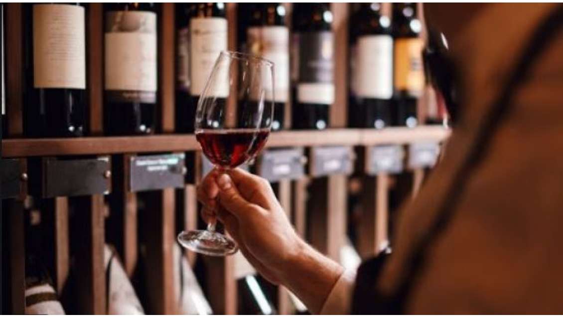 Caviste à reprendre en centre ville des Yvelines