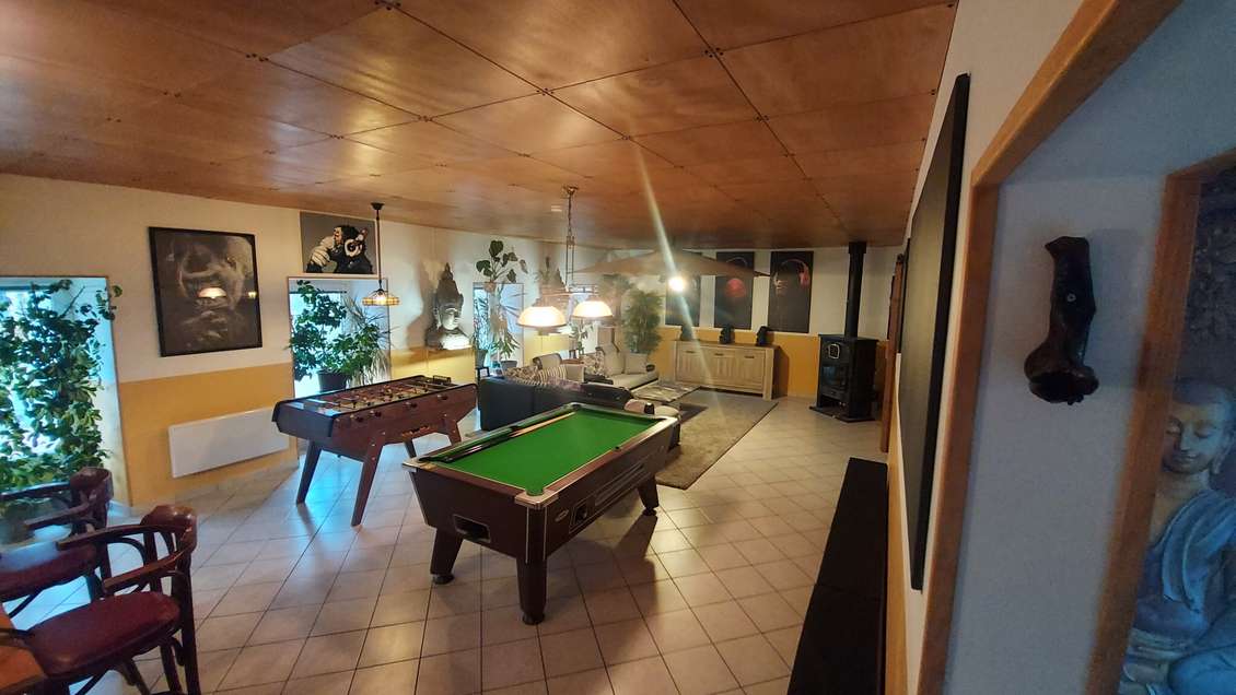 AV Rest Ouvrier, Café, Tabac FDJ + Gite de Charme