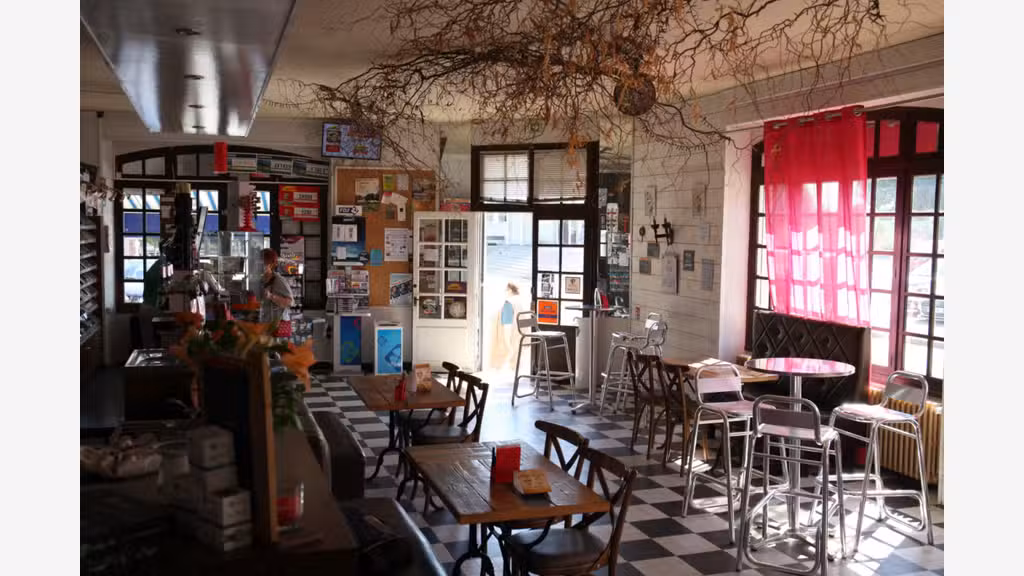 AV bar tabac hôtel restaurant FDJ dans l'Indre
