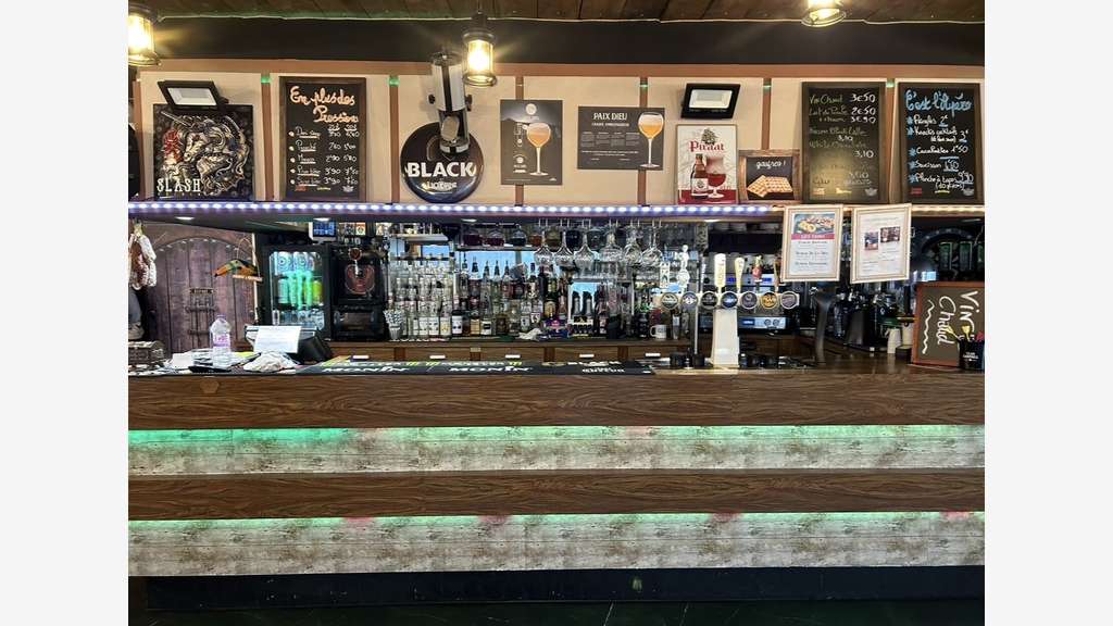 Vente FDC bar Licence IV Saint Hilaire du Harcouët