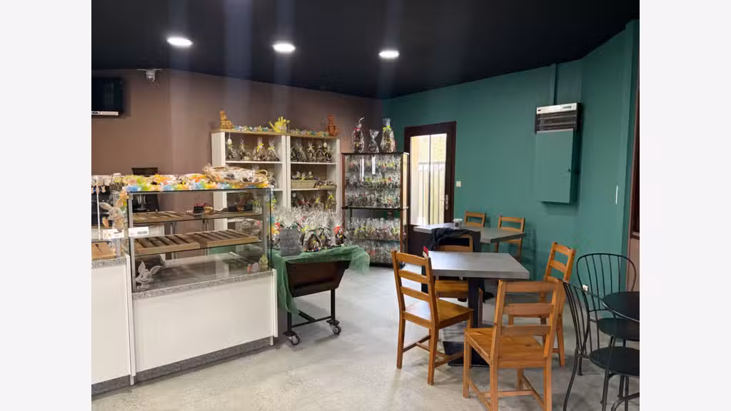 AV boulangerie pâtisserie jolie vue sur la Saone