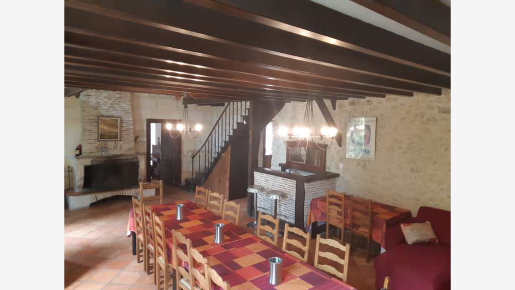 💰 Domaine de Gîtes rentable +10 % – 11 logements