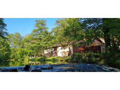 Vente Chambres d'hôtes - Gîtes à Savignac-de-Nontron