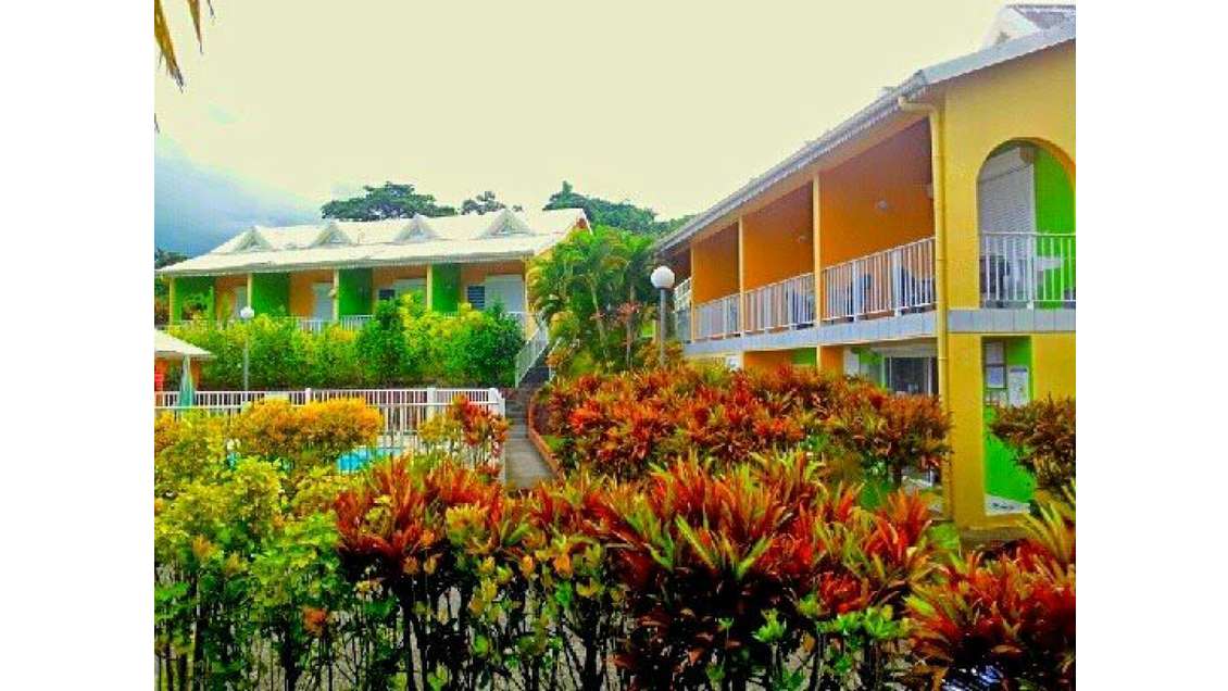 Murs mini-complexe immobilier - 12 logements