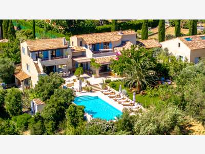 Propriété Golfe de St Tropez. Mer à pied