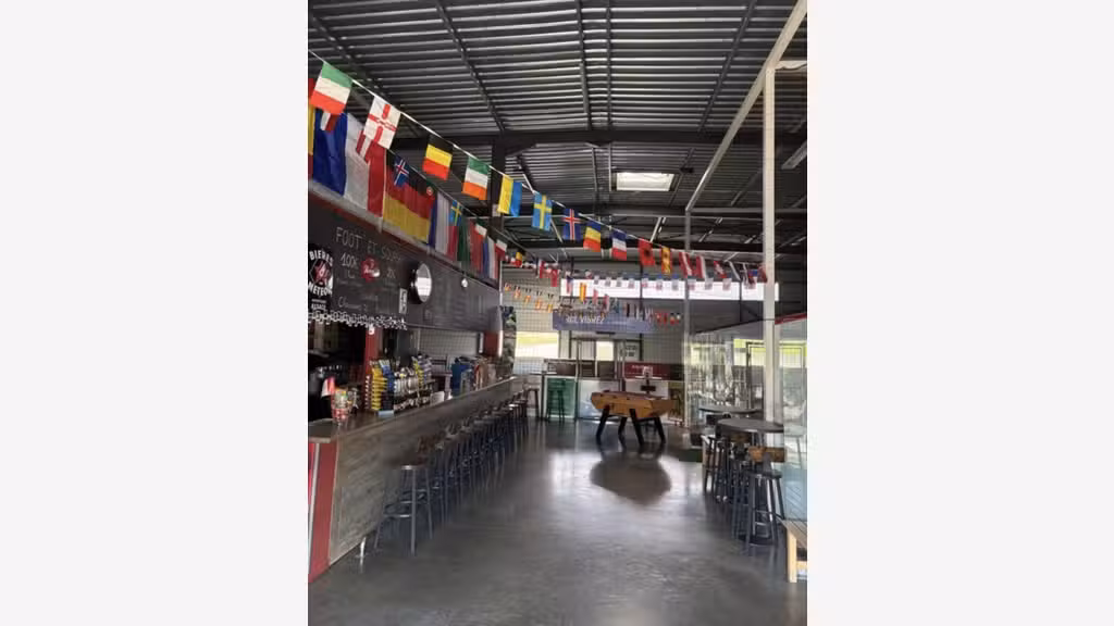 Complexe sportif en sud Gironde à 35km de Bordeaux