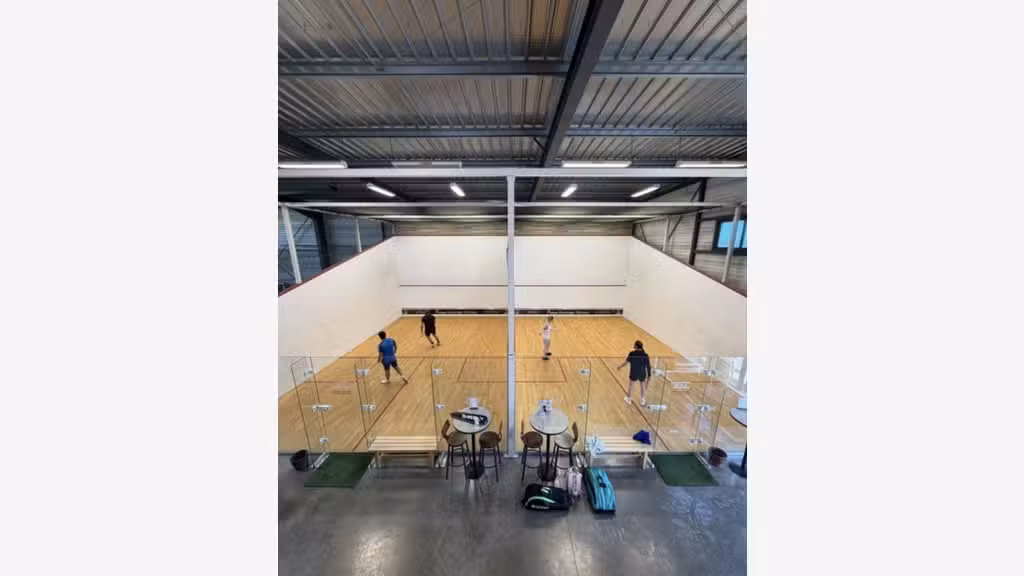 Complexe sportif en sud Gironde à 35km de Bordeaux