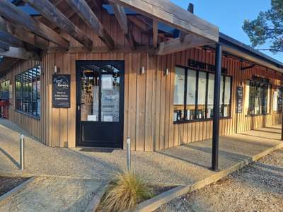 EPICERIE FINE CAVE FROMAGE LEGE CAP FERRET