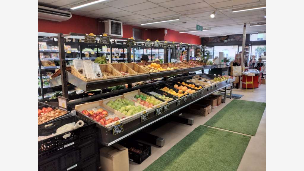 Supermarché sous enseigne à vendre en Villeneuvois