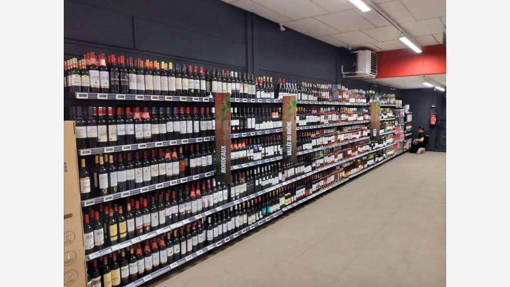 Supermarché sous enseigne à vendre en Villeneuvois
