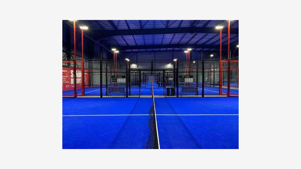 Vente salle padle 3 terrains couverts 100% Bernay