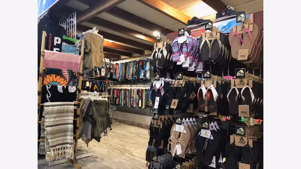 A vendre Surfshop / magasin de surf à SAINT MARTIN