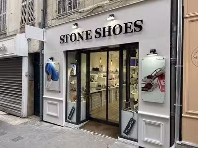 Belle boutique avec gros flux piéton à Aix centre