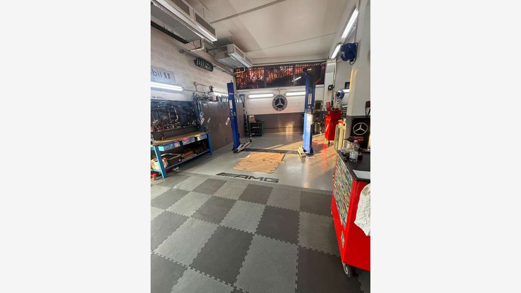 Garage automobile à reprendre à Cannes