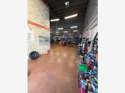 Garage automobile  à reprendre sur Toulouse Ouest