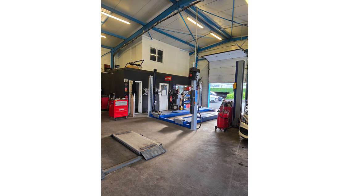 Garage automobile à vendre à Estrées Saint Denis