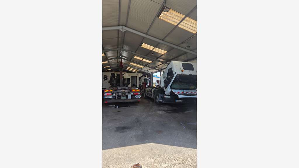 GARAGE POIDS LOURDS ET UTILITAIRES LANDES
