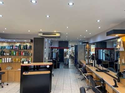 A vendre salon coiffure au coeur Breuillet