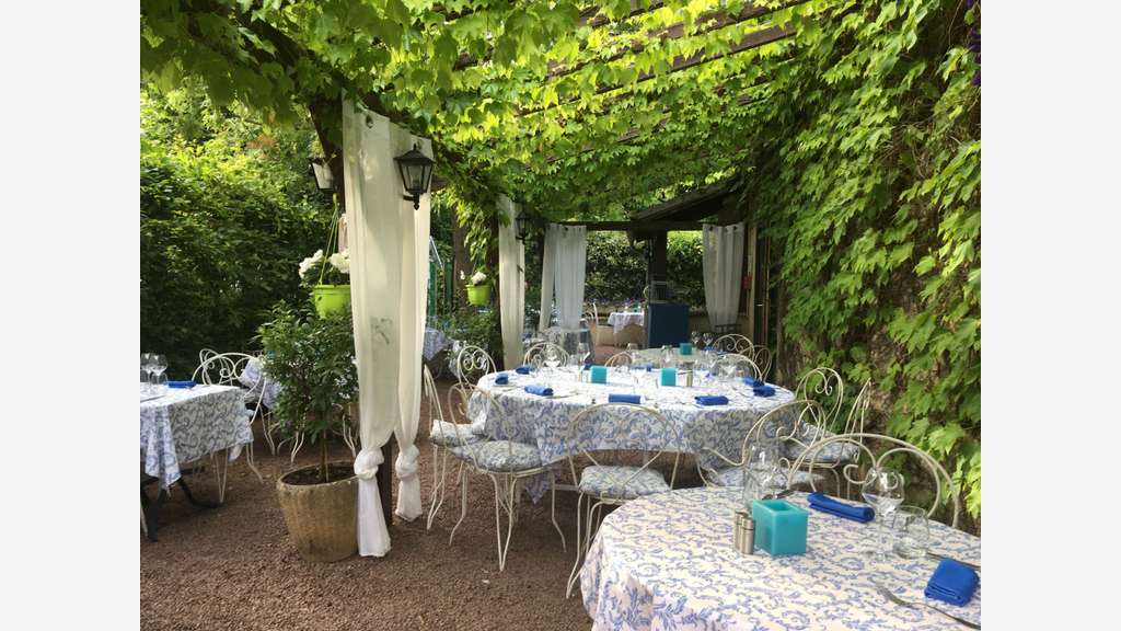 Vente auberge gastronomique réputée en ZRR d'Indre