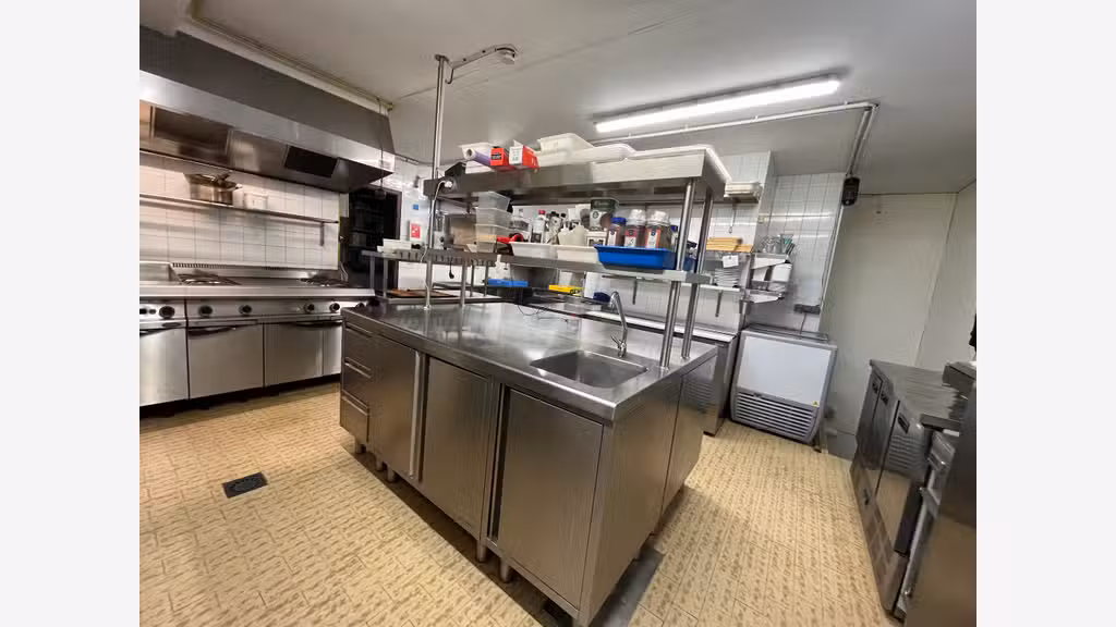 Vente restaurant 74 Grand Massif centre station