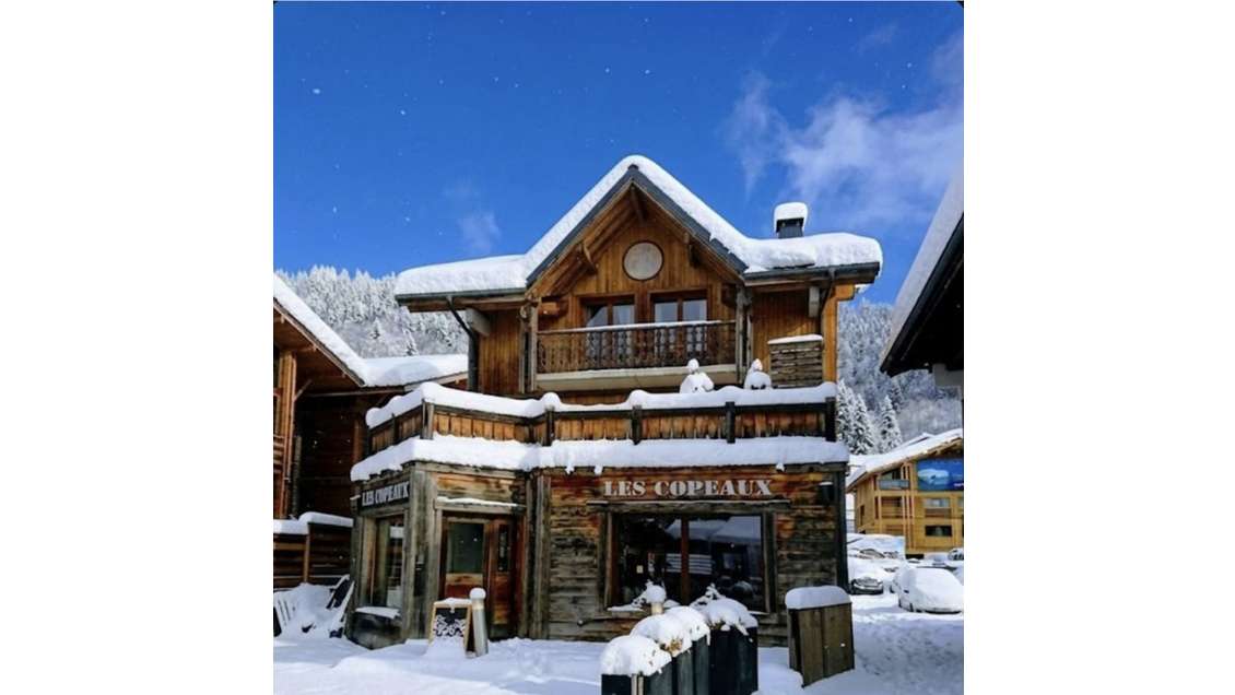 AV restaurant emplacement Premium Les Gets