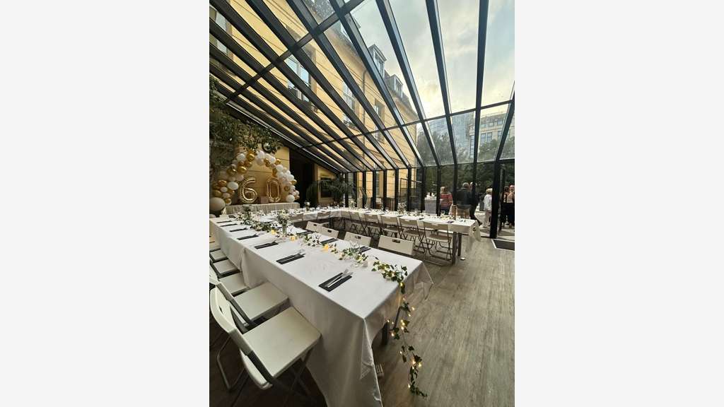 SALLE D'EVENEMENTIELLE / RESTAURANT