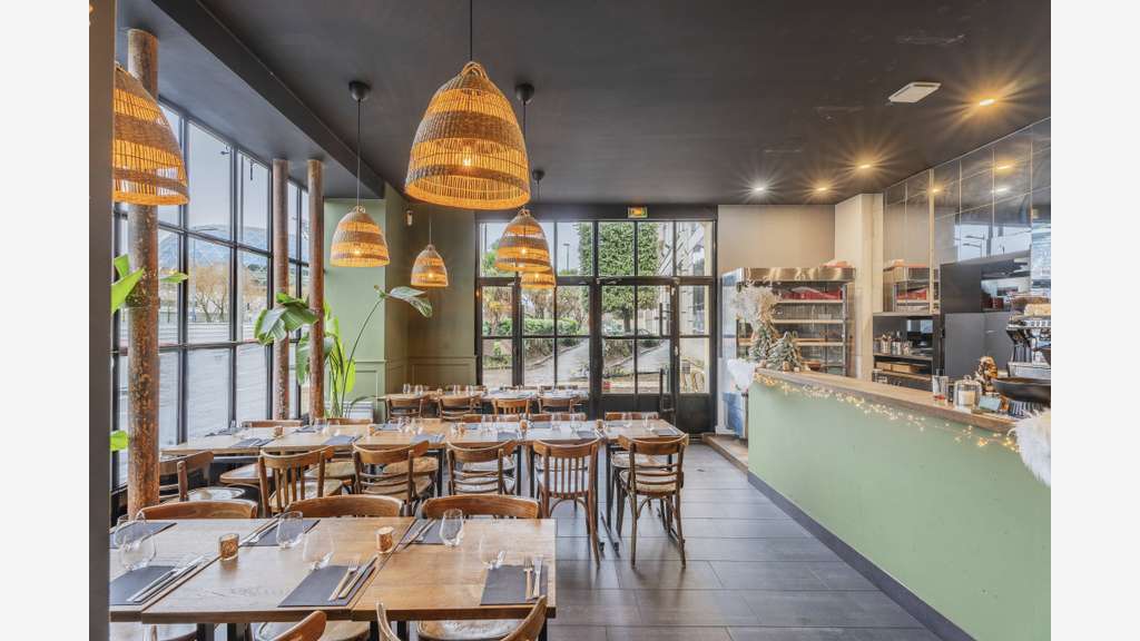 SALLE D'EVENEMENTIELLE / RESTAURANT