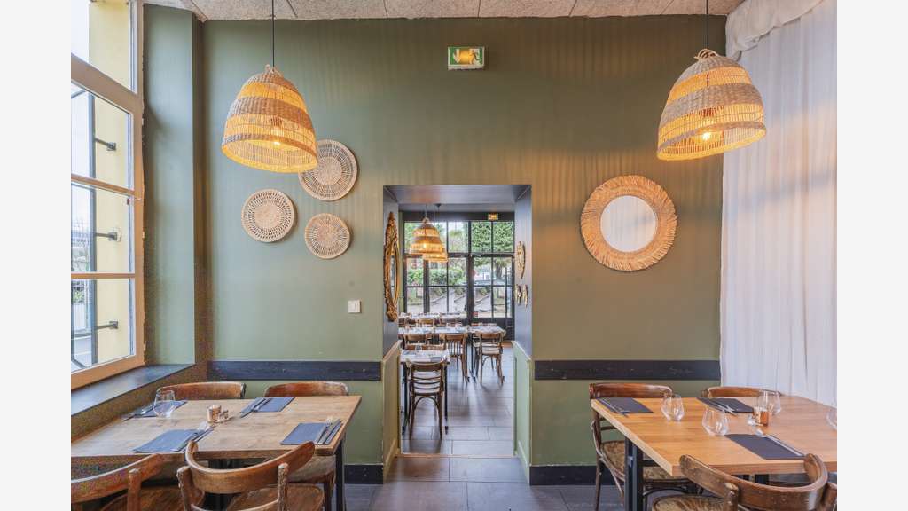 SALLE D'EVENEMENTIELLE / RESTAURANT