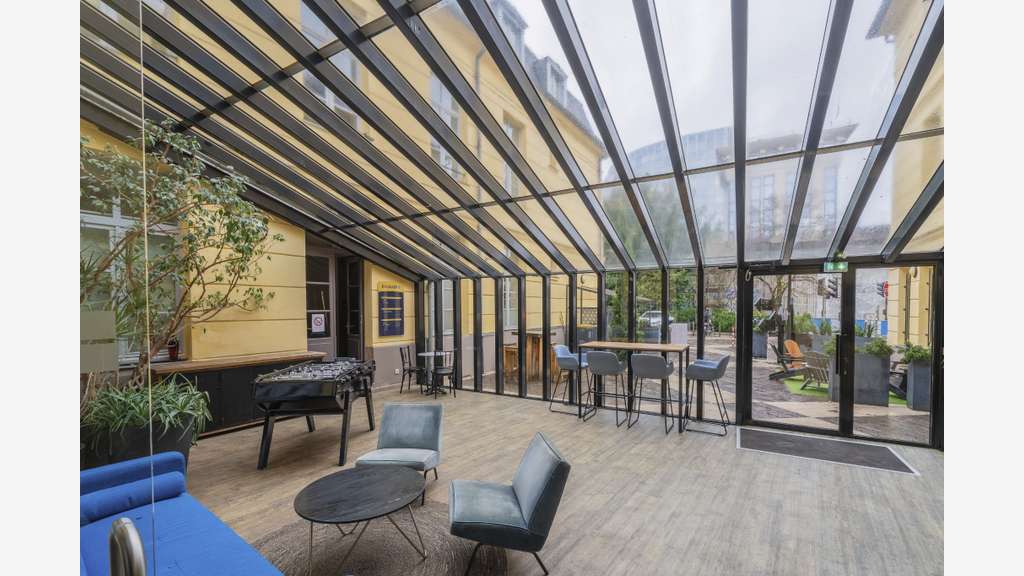 SALLE D'EVENEMENTIELLE / RESTAURANT