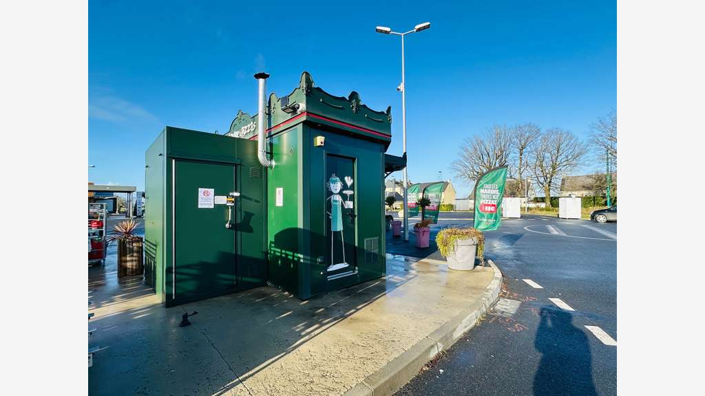 A reprendre kiosque à pizzas idéalement situé 44