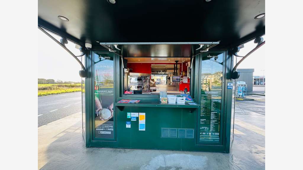 A reprendre kiosque à pizzas idéalement situé 44
