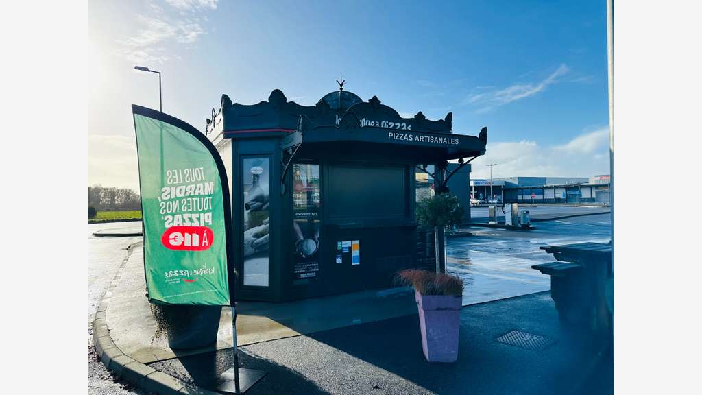 A reprendre kiosque à pizzas idéalement situé 44