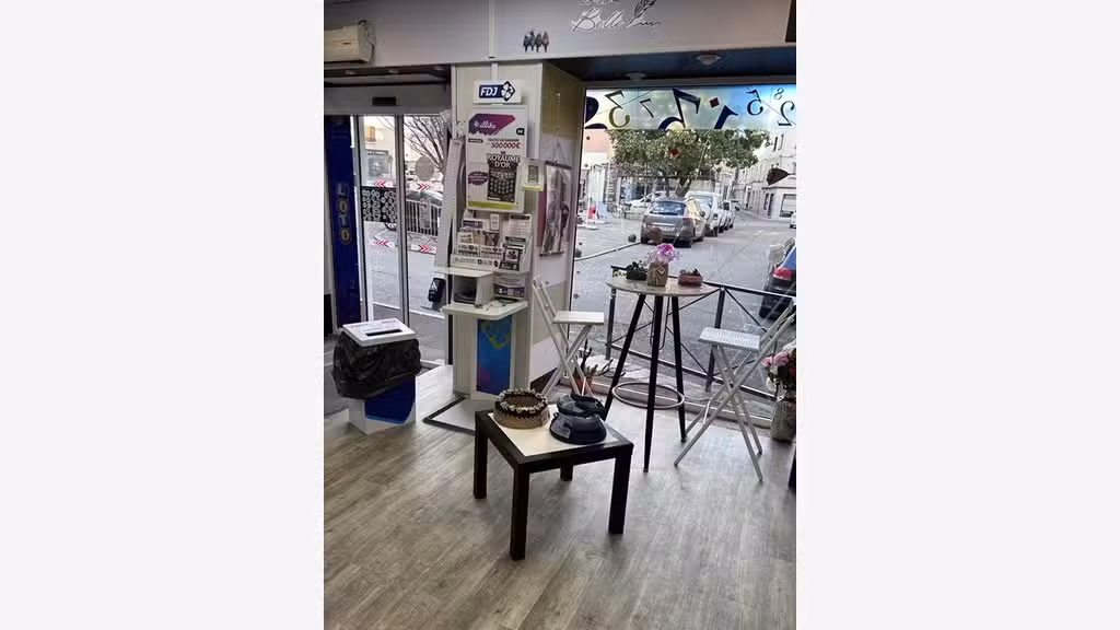 Urgent retraite Tabac Loto - Prix Bradé à Condrieu