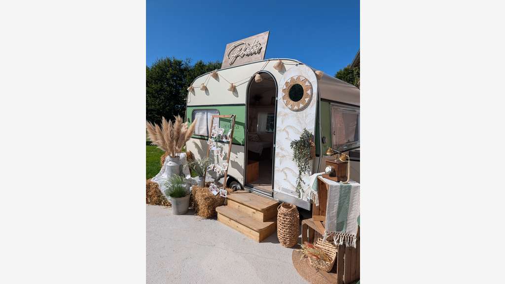 Caravane photobooth rétro à Malaunay