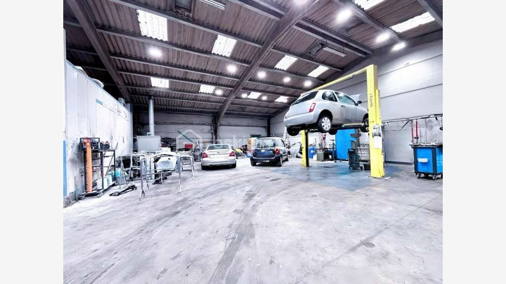 Vente garage automobile bien situé à Denain