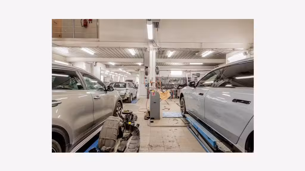 AV garage automobile sous enseigne Ille et Vilaine