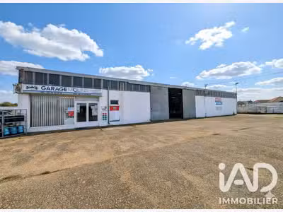 Vente Garage-station service à La Ville-Aux-Clercs