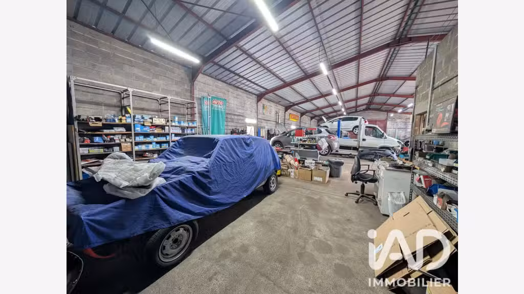 Vente Garage-station service à La Ville-Aux-Clercs