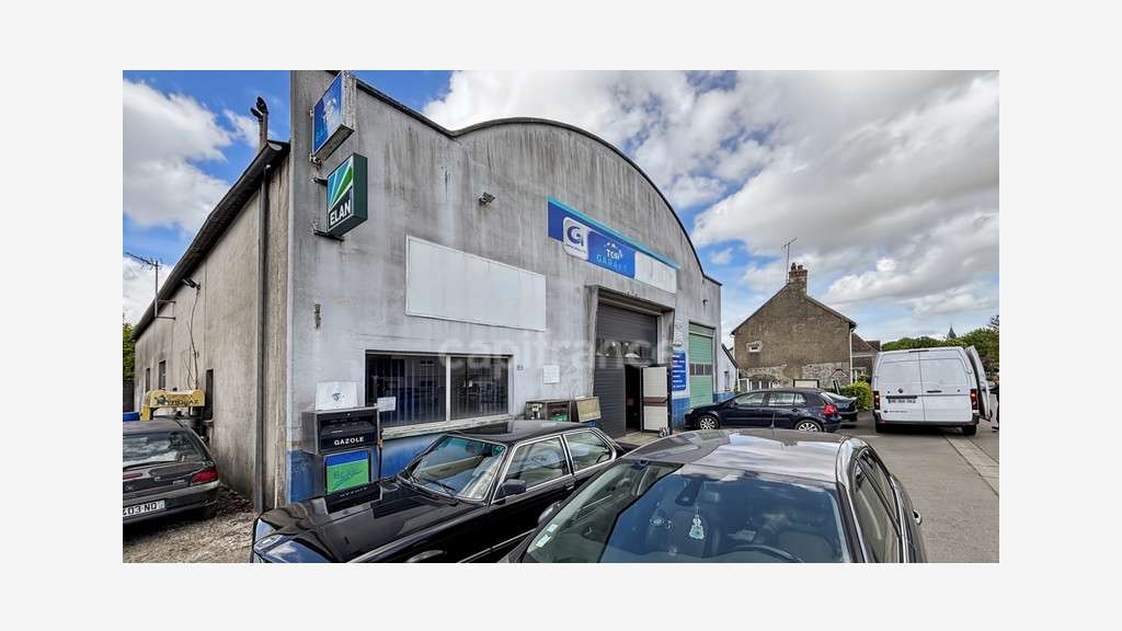 A vendre garage automobile à Saint-Rémy-du-Val