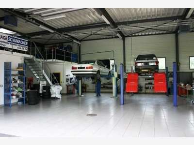 Vente garage sur terrain total de 3246m² Charente