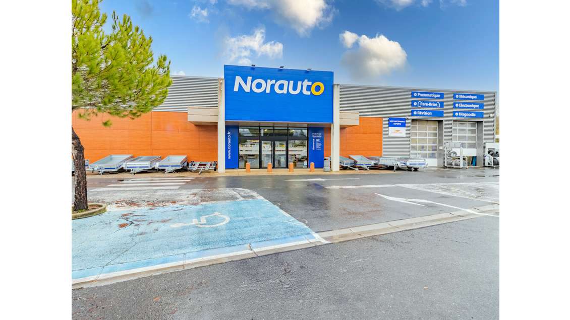 A vendre centre auto Norauto à Ribérac
