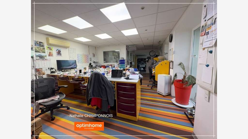 Cède laboratoire prothèses dentaires Gray la Ville