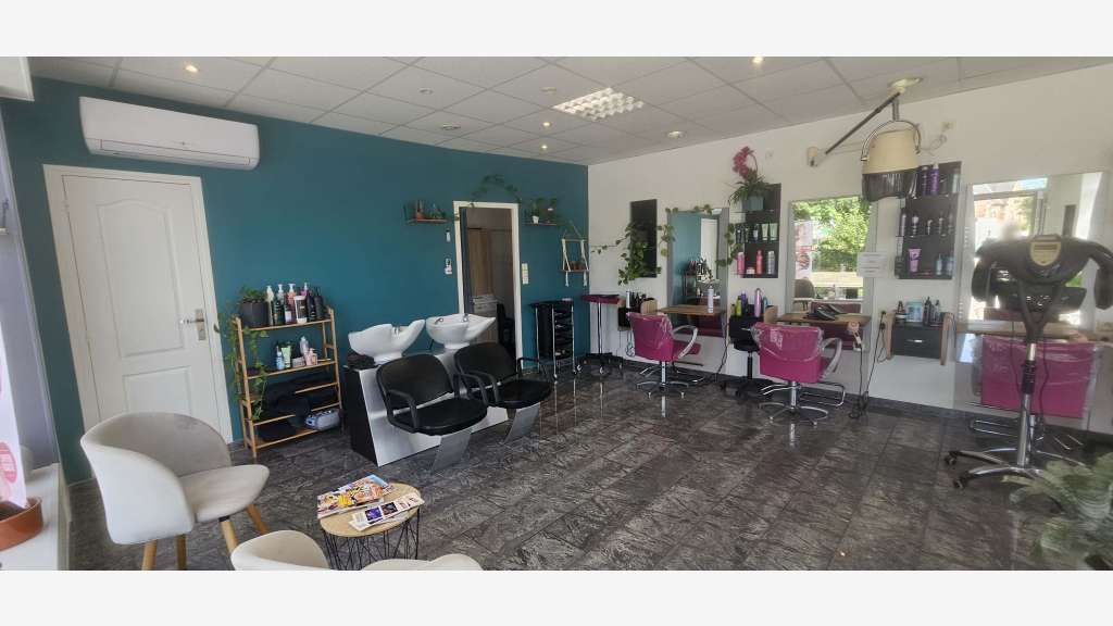 Vente salon de coiffure emplacement N°1