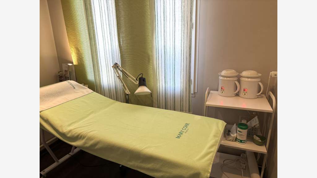 AV institut de beauté clé en main Aix les Bains