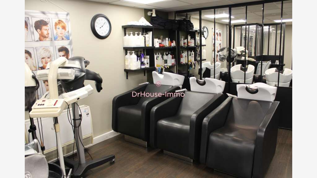 A vendre FDC coiffure de 90m² à Angoulème