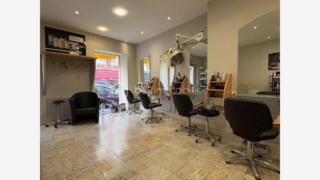Vente salon de coiffure Bagnères de Bigorre centre