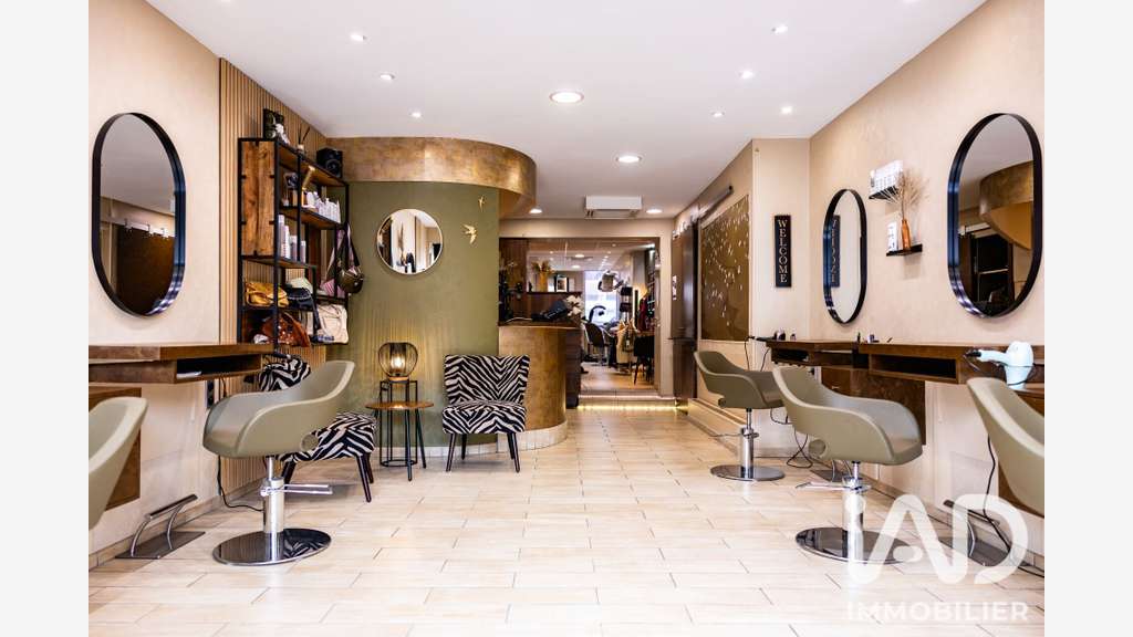 Vente Salon de coiffure au coeur de Buchy empl n°1