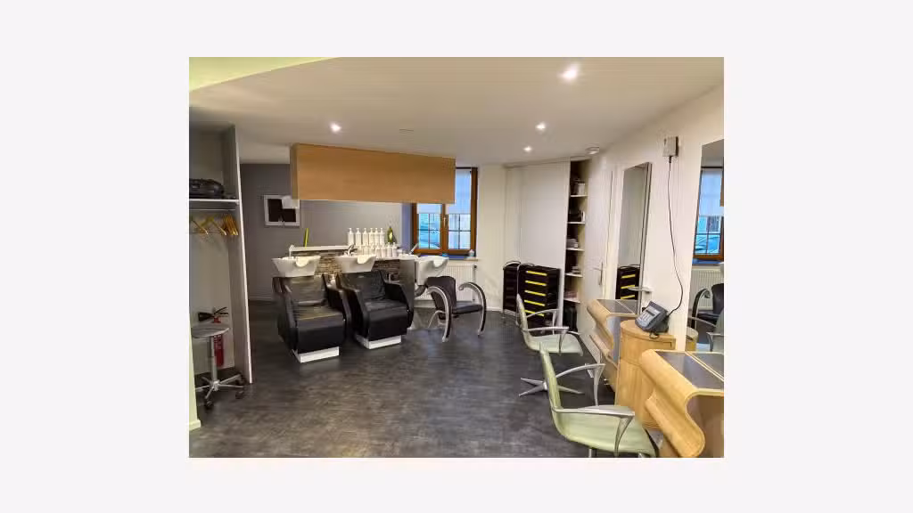 Vente salon de coiffure 85m² bel empl à Châtenois 